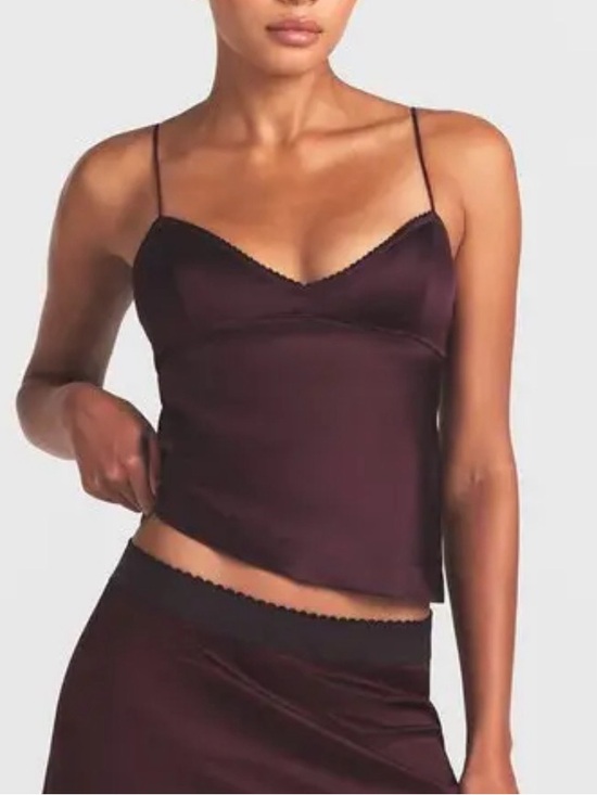 SKIMS Tops - NWT Skims Satin Cami Top